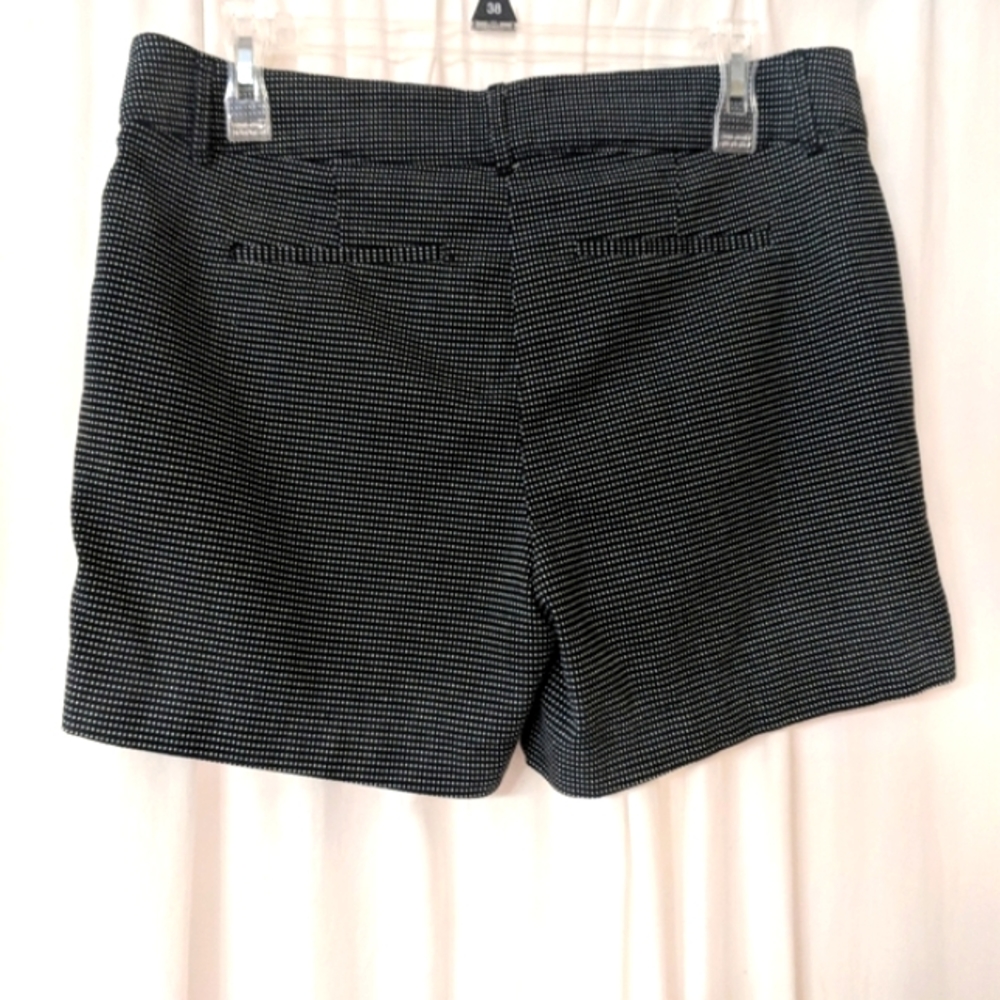 The Limited black/white print Shorts. Size 8